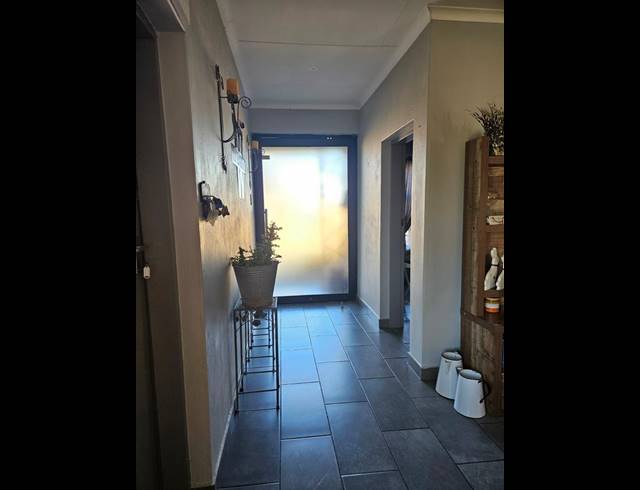 3 BEDROOM HOUSE FOR SALE IN RIVERSDALE